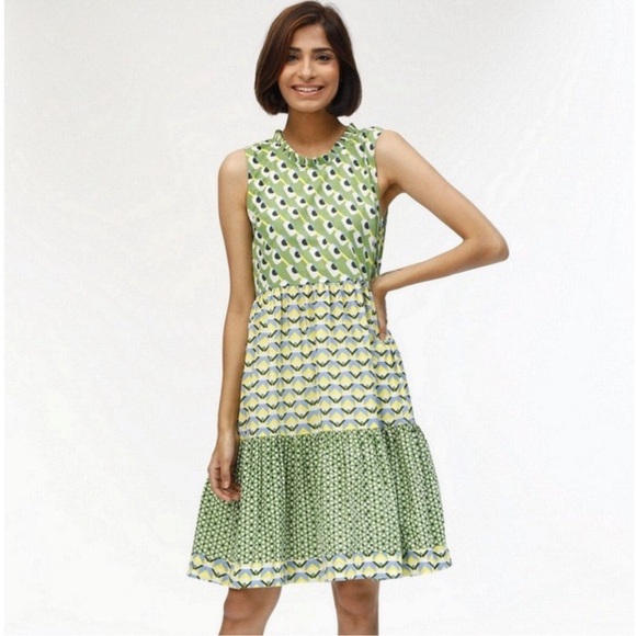 Tuckernuck Dresses & Skirts - Tuckernuck Ro's Garden Mariel Dress- Phoenix Green
Size Medium